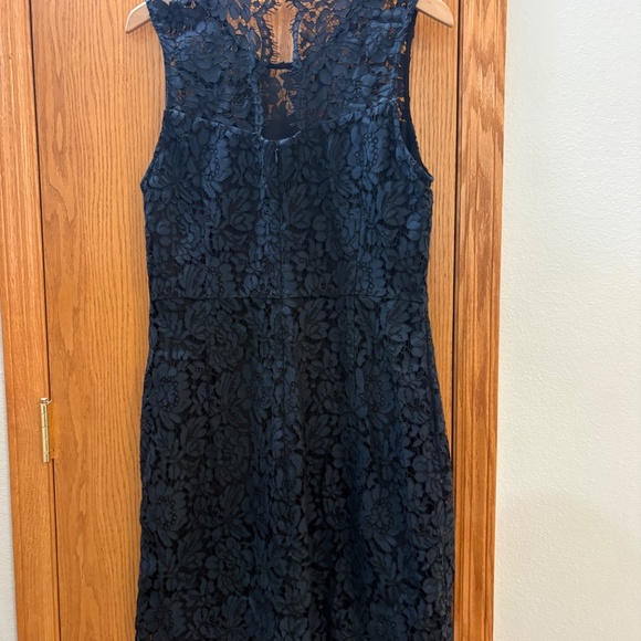 Banana Republic Fitted lace mini dress Navy/Black size 14 - Picture 3 of 6